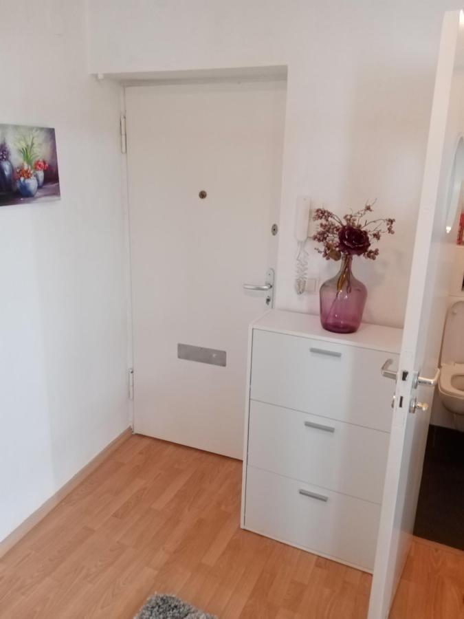 Mobilierte In Zentrum Apartment Berlin