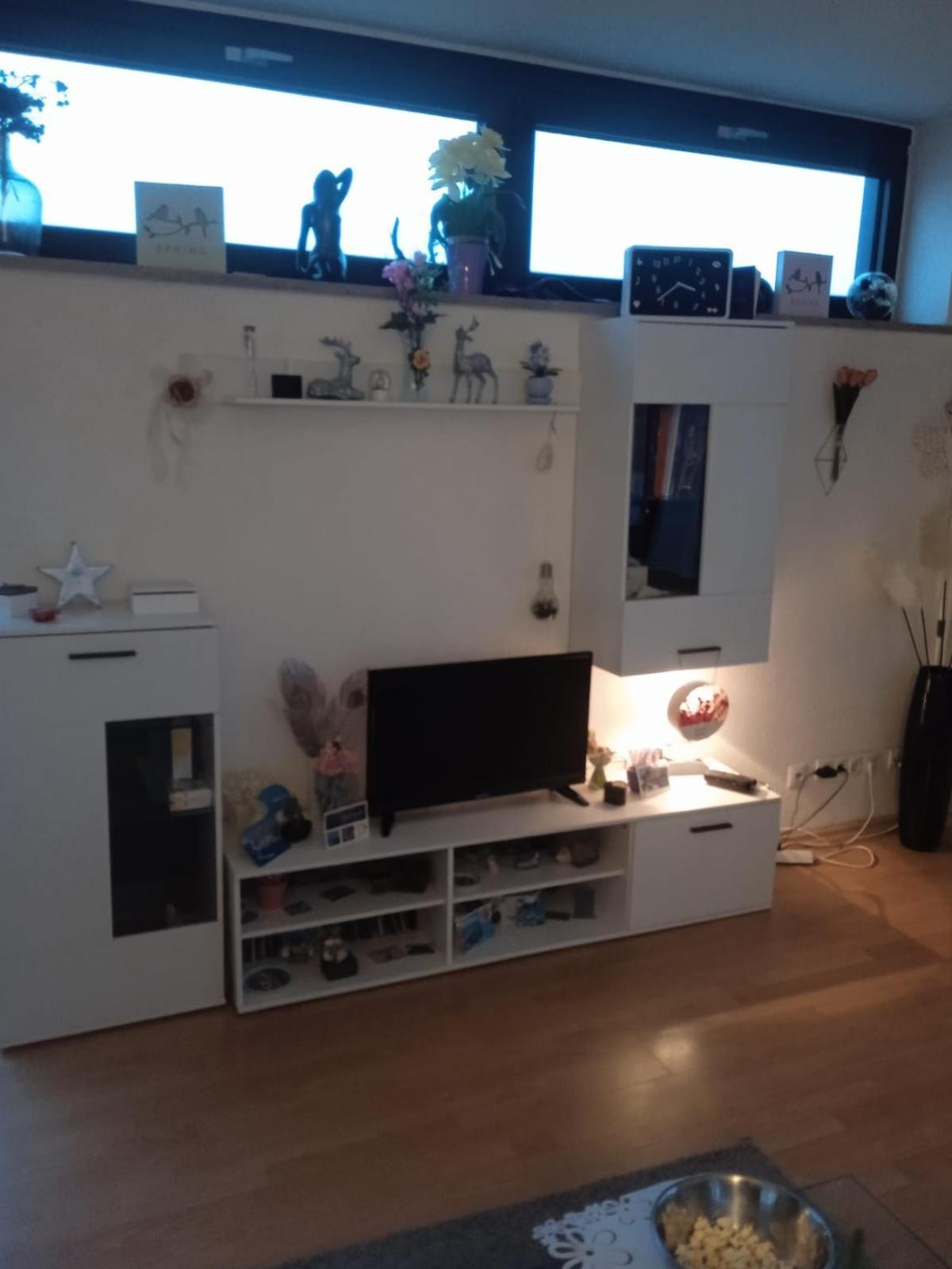 Mobilierte In Zentrum Apartment