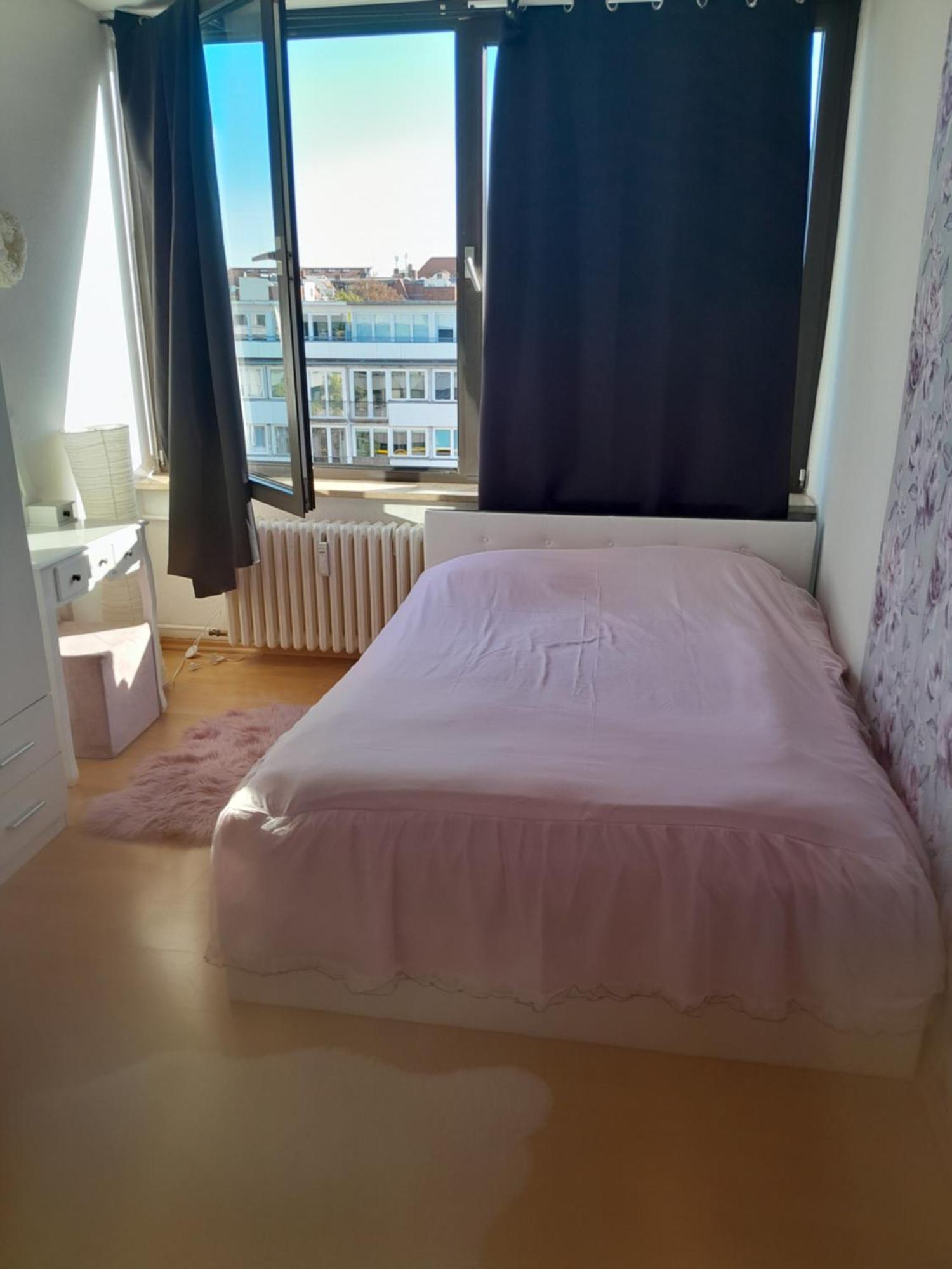 Mobilierte In Zentrum Apartment *
